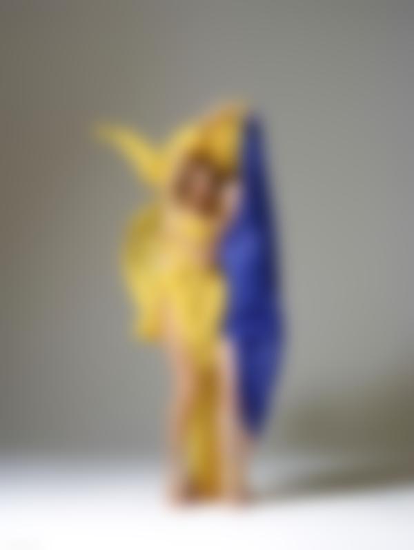 Resim # 11 galeriden Alya ve Emily çok yaşa Ukrayna