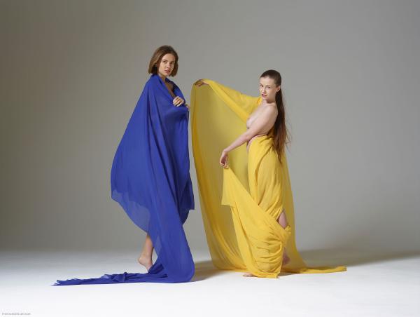 Bilde #6 fra galleriet Alya og Emily ukrainske revolusjonen
