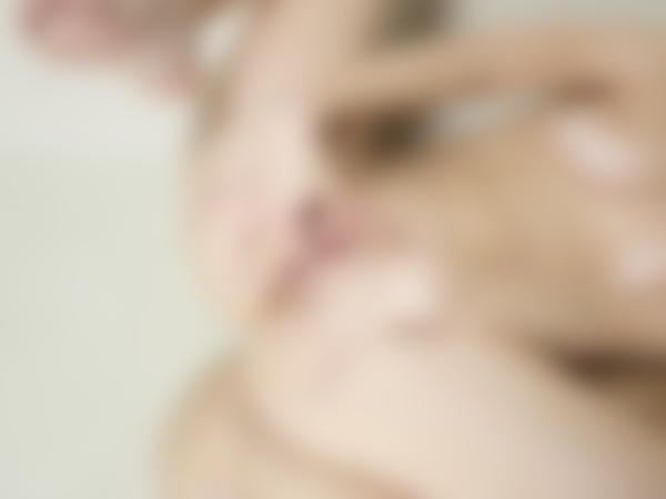 Bild #9 från galleriet Anna L extrem fingersättning