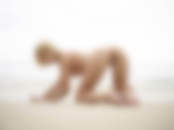 Mynd #9 úr myndasafninu Ariel strandaður engill