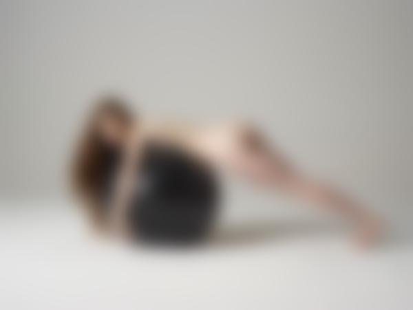 Billede #11 fra galleriet Emily sort bold del 1