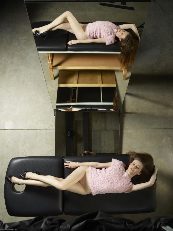 Billede #6 fra galleriet Emily afsløret af Alya