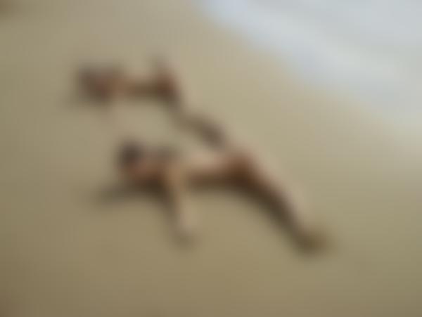 Image #9 from the gallery Julietta and Magdalena flexi sexy