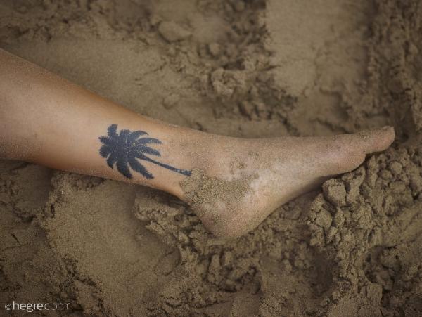 Obraz nr4 z galerii Seksowna piaskowa Karina