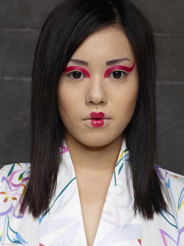 Afbeelding #2 uit de galerij Konata-geisha