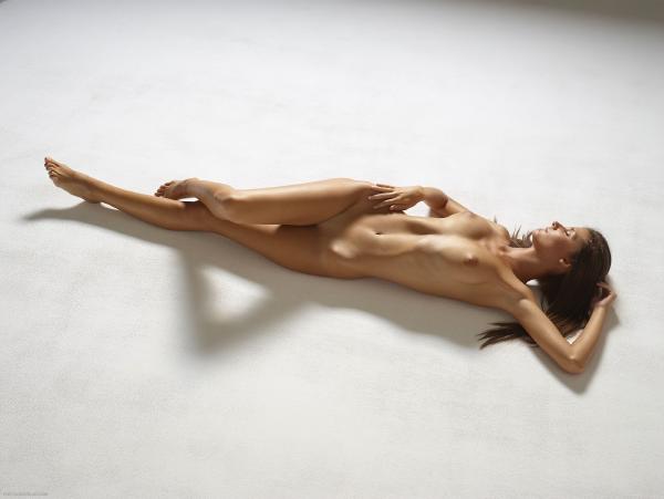 Imagen #7 de la galería Melinda exhibición extrema