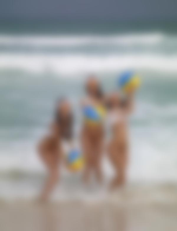 ギャラリー9の画像番号メリッサ、スージー＆スージカリナ　コダックゴールド