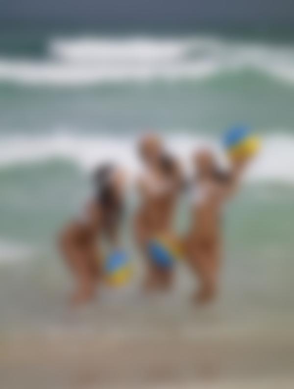 ギャラリー8の画像番号メリッサ、スージー＆スージカリナ　コダックゴールド