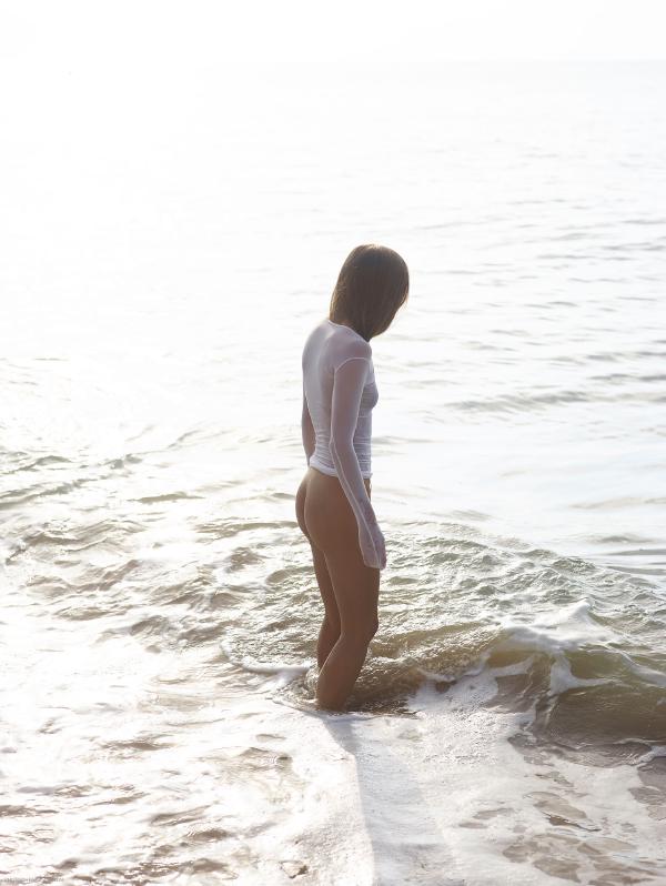 Image #6 from the gallery Milena wet transparent