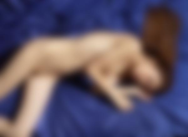 Immagine n.10 dalla galleria Saki blu su blu