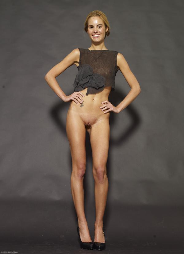 Afbeelding #3 uit de galerij Thea teder